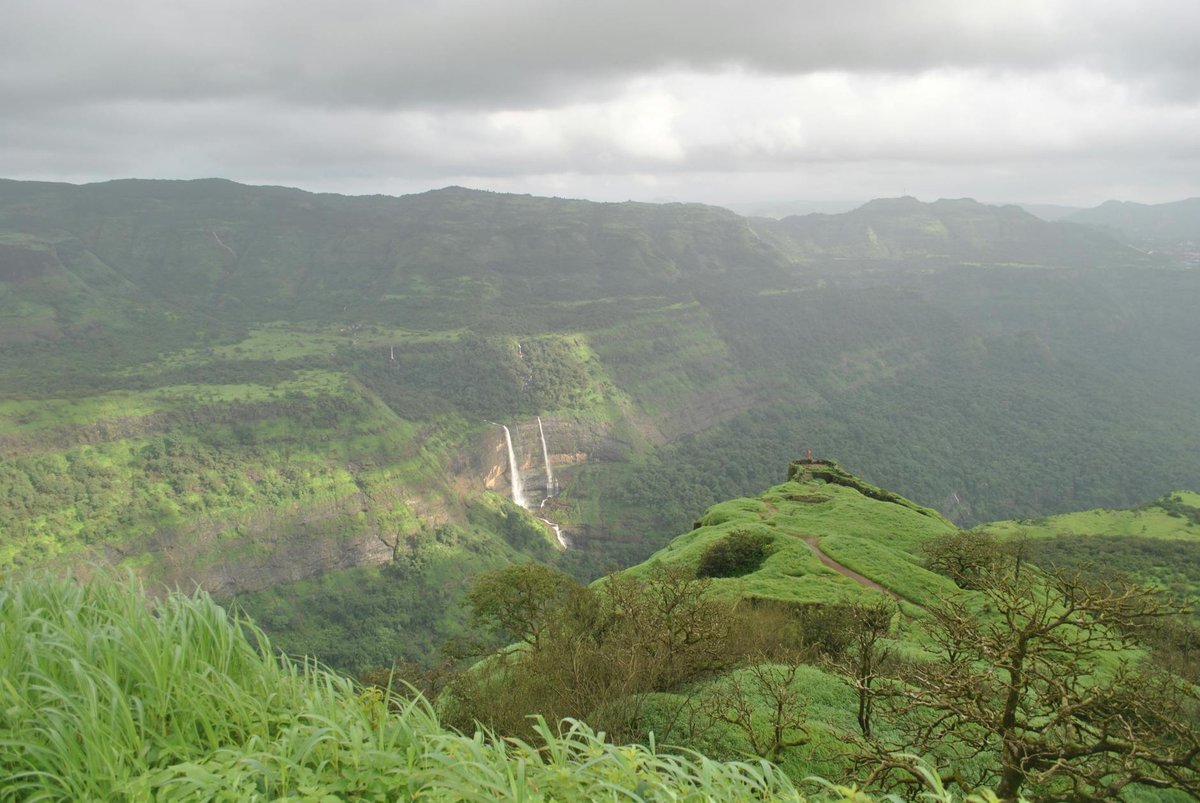 Hiradpada Waterfall