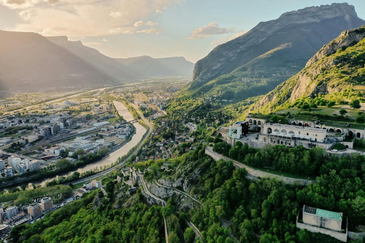 Perret tower (Grenoble)