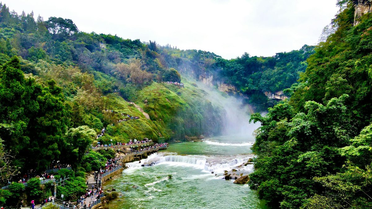 Diaoshuilou Waterfall