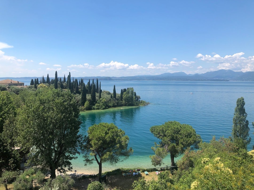 Djouan Lakes