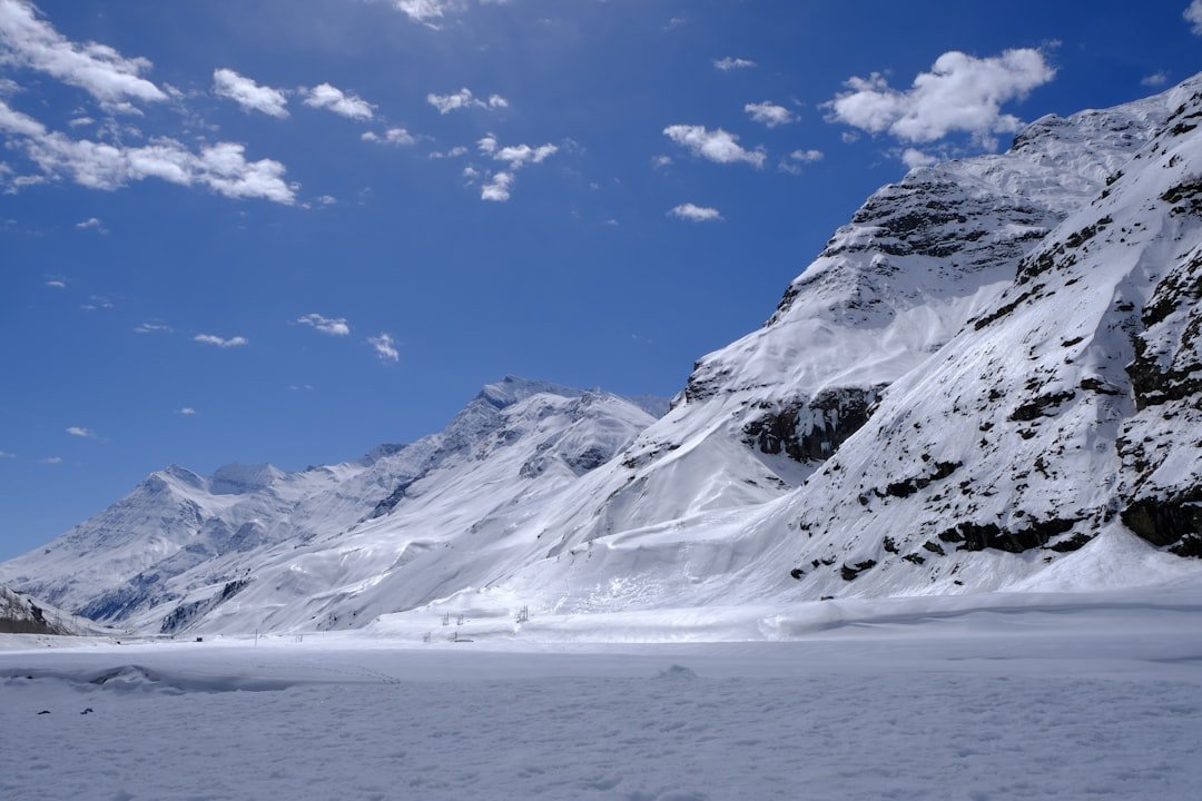 Guwāle Glacier