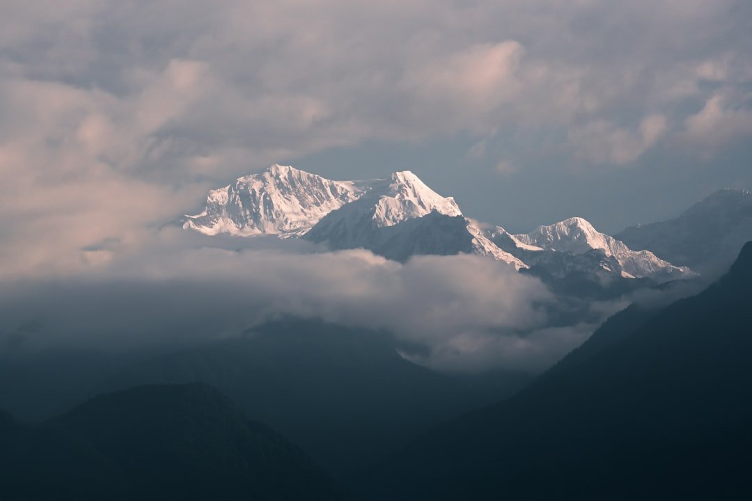 Skarīshul Glacier