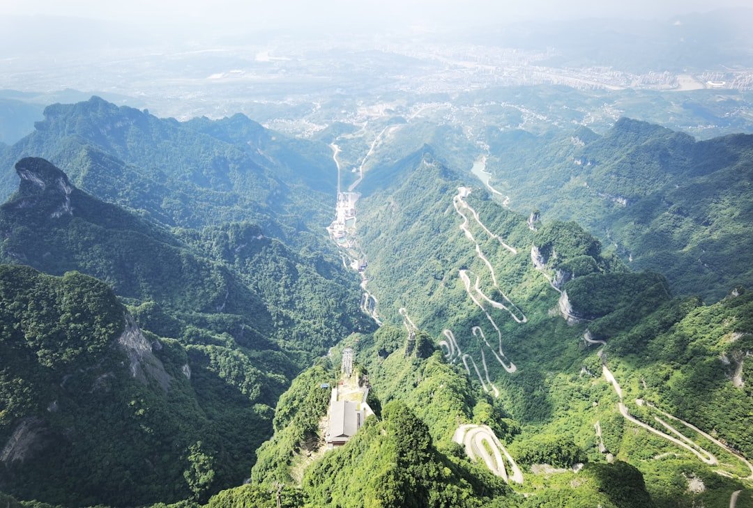 Shuanghedong Cave Network