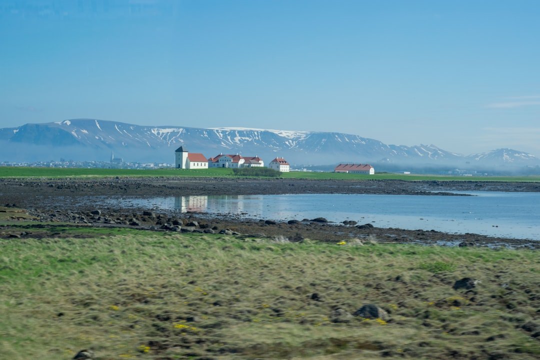Haukabrekkuvatn