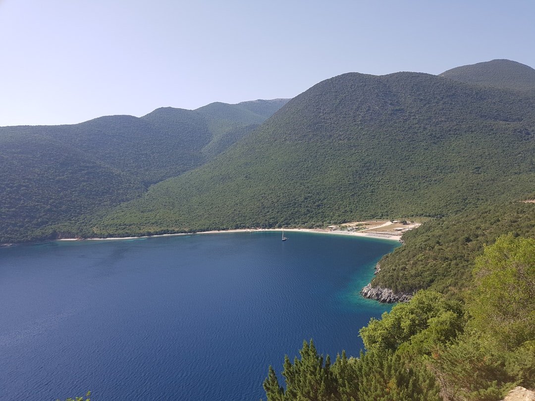 Antisamos