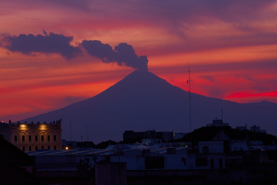 Volcán Aholo