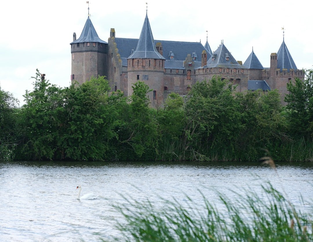 Kasteel van Valkenisse