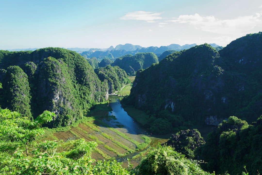 Hồ Đá Bàn