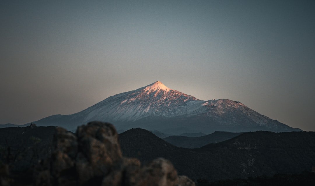Simon volcano