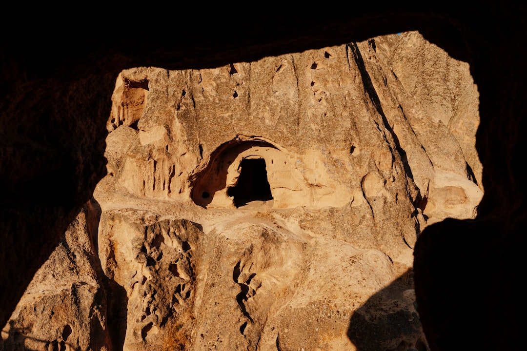 Kafilmardin Cave