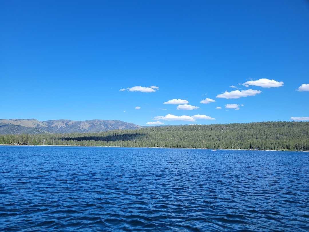 Danau Depati Empat