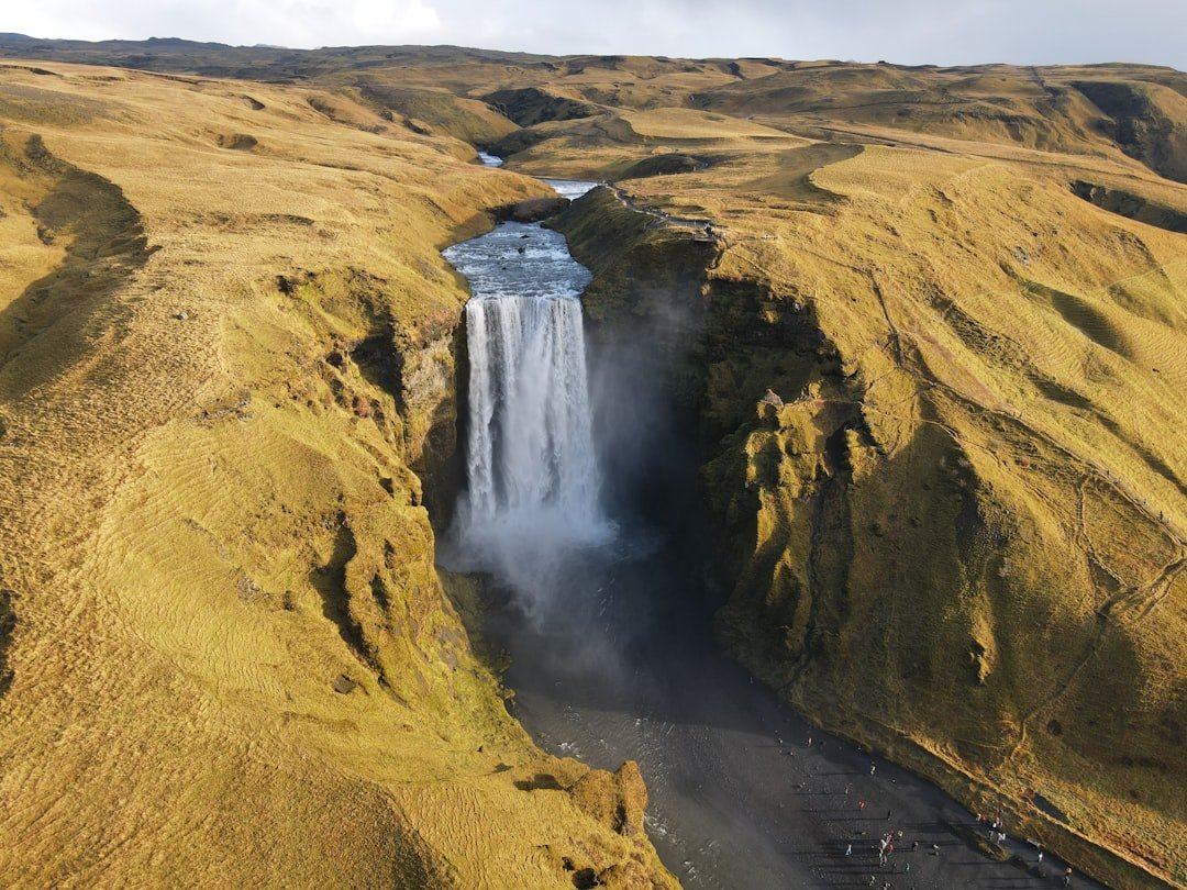 Fossálar waterfalls
