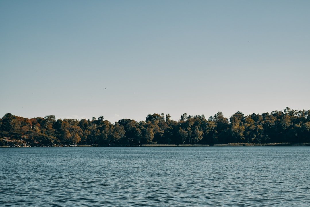 Nunungan Lake