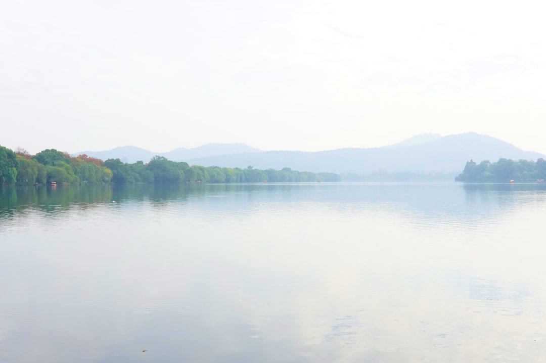 Lake Balinsasayao