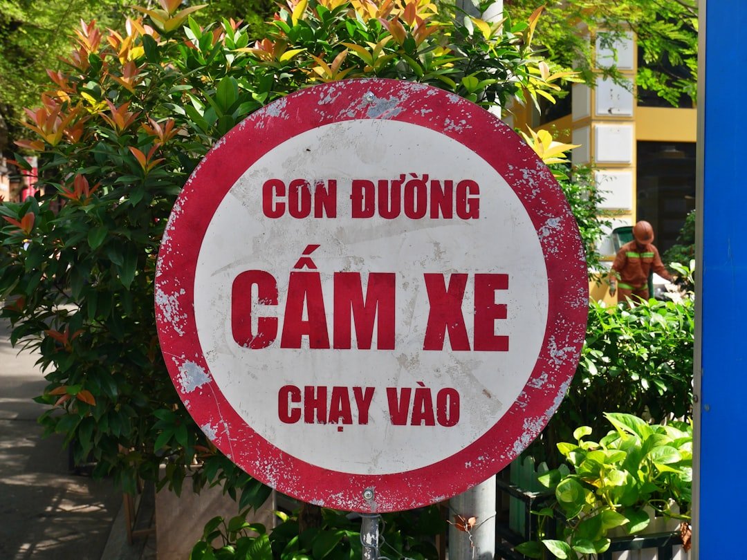 Cam Bon