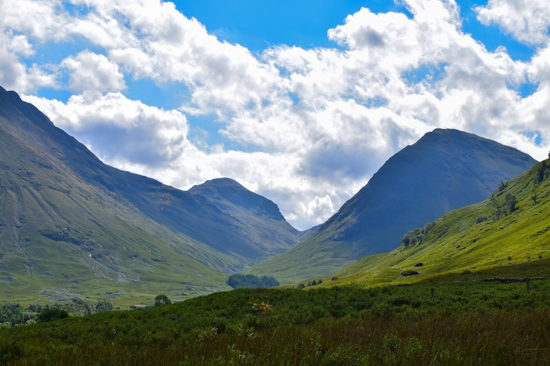Aonach Sgoilte Far West Top