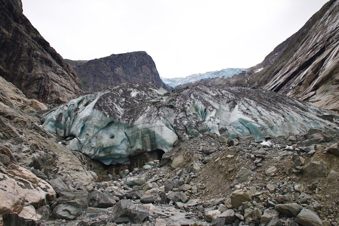 Karsojietna Glacier