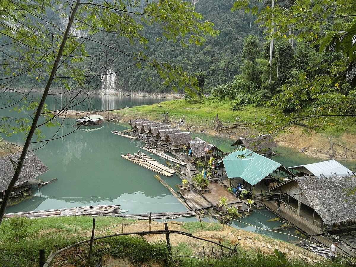 Pakarang cave