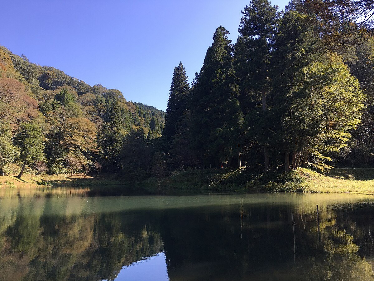 Lake Gyokusen