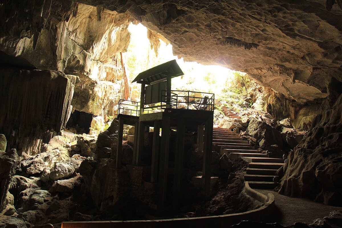 Kamin cave