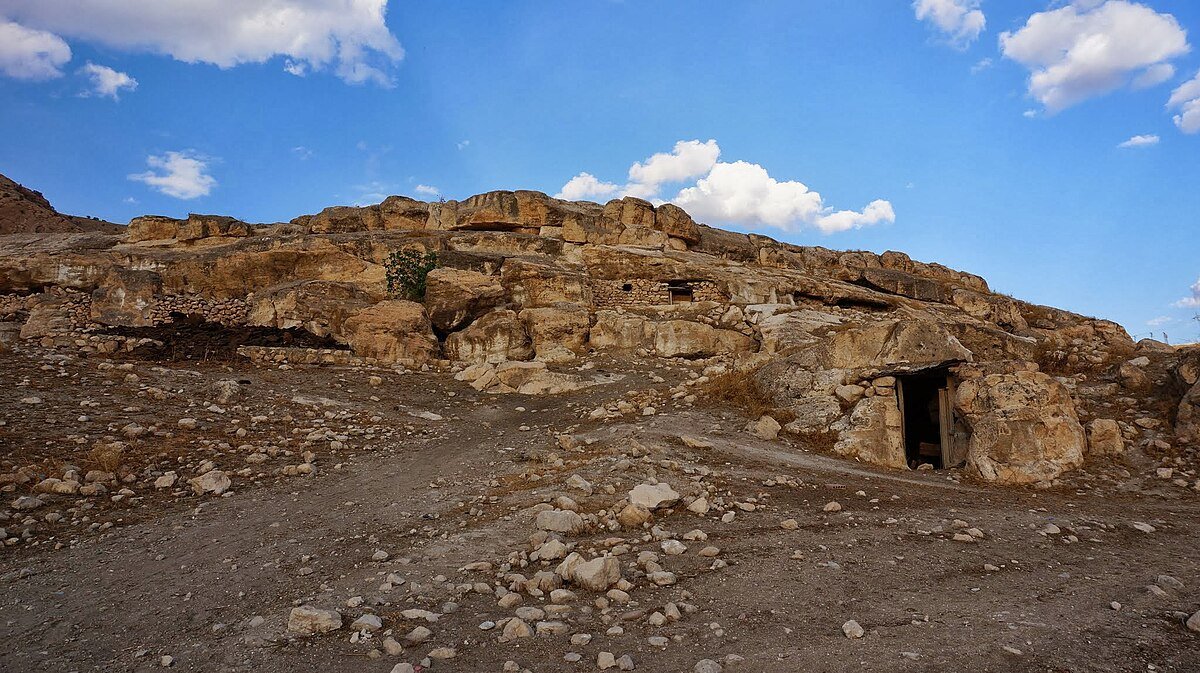 Karoka Cave