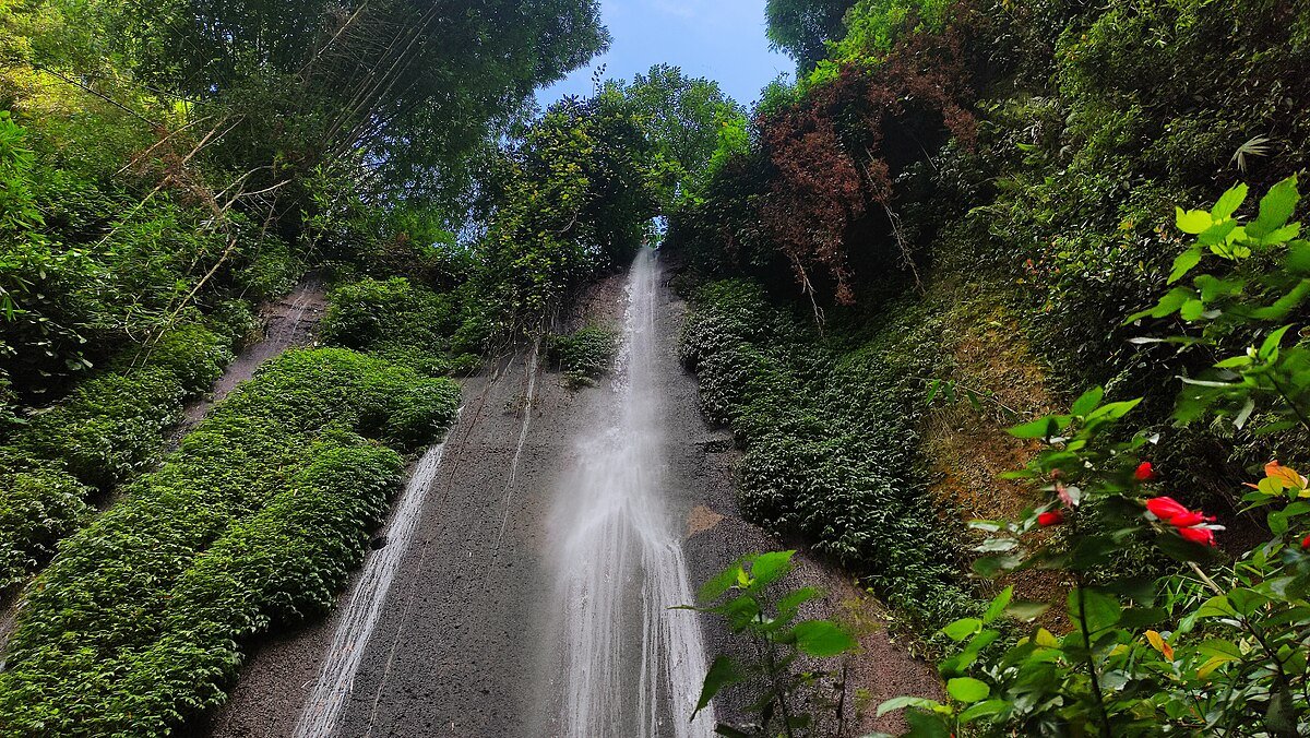 Anom Waterfall