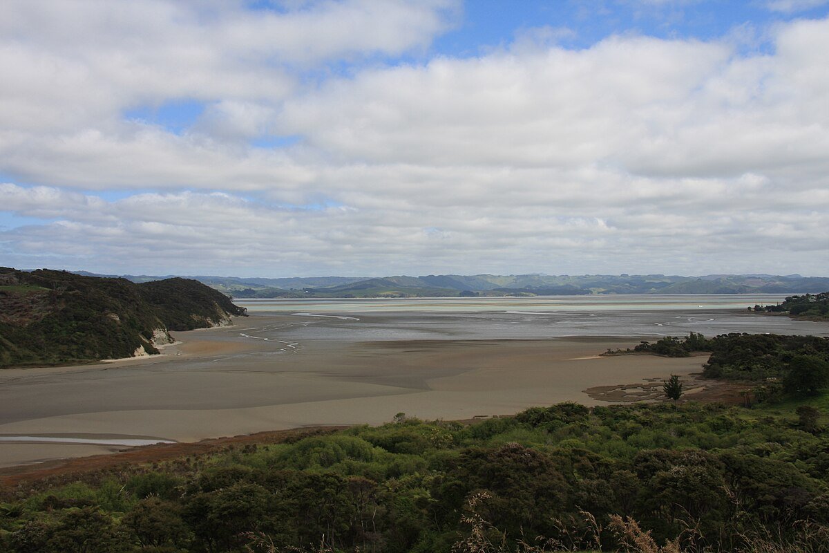 Maukutea Beach