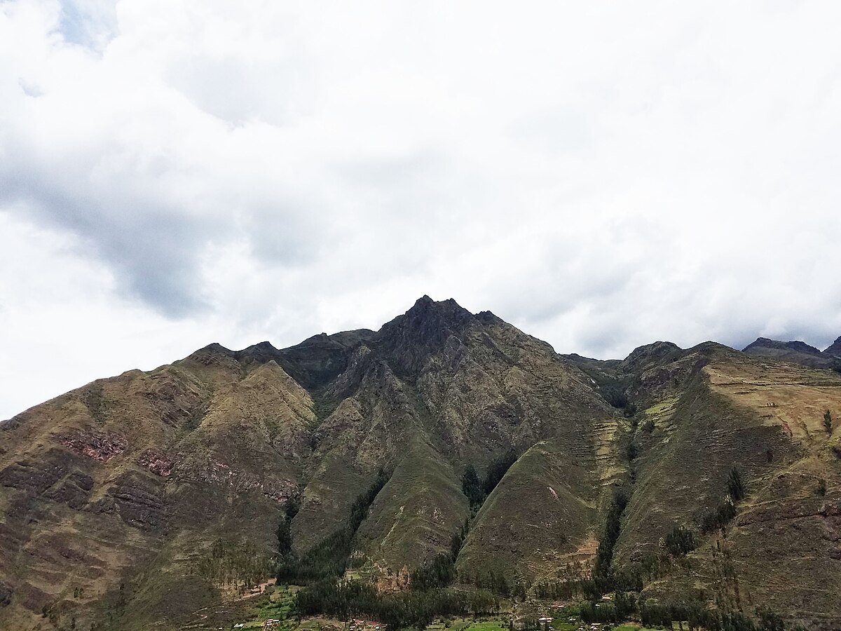 Challhuacocha