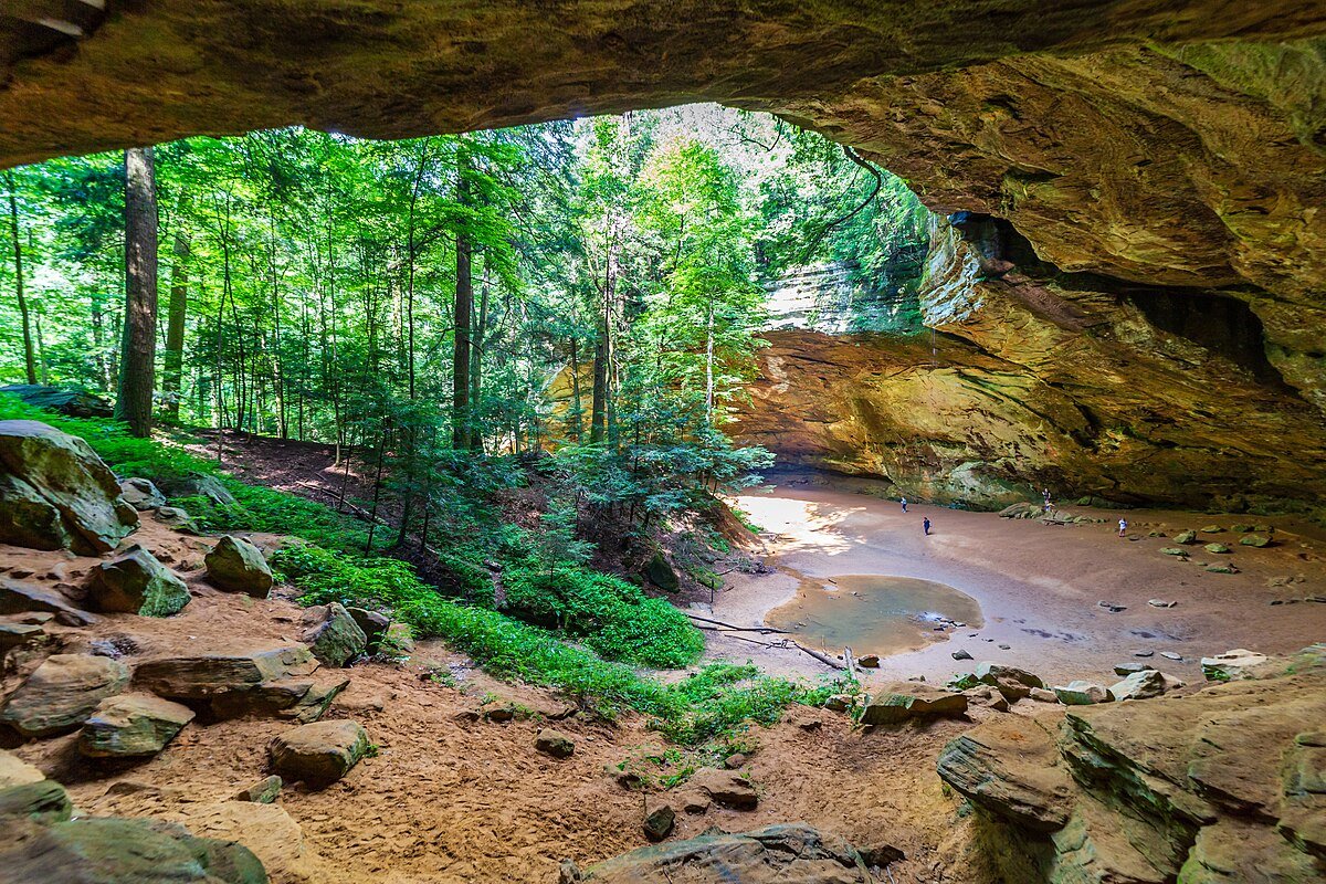 Ash Cave