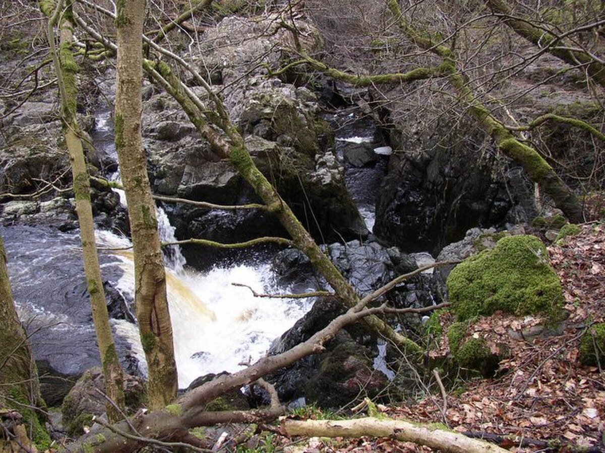 Auchinlinnylinn Spout