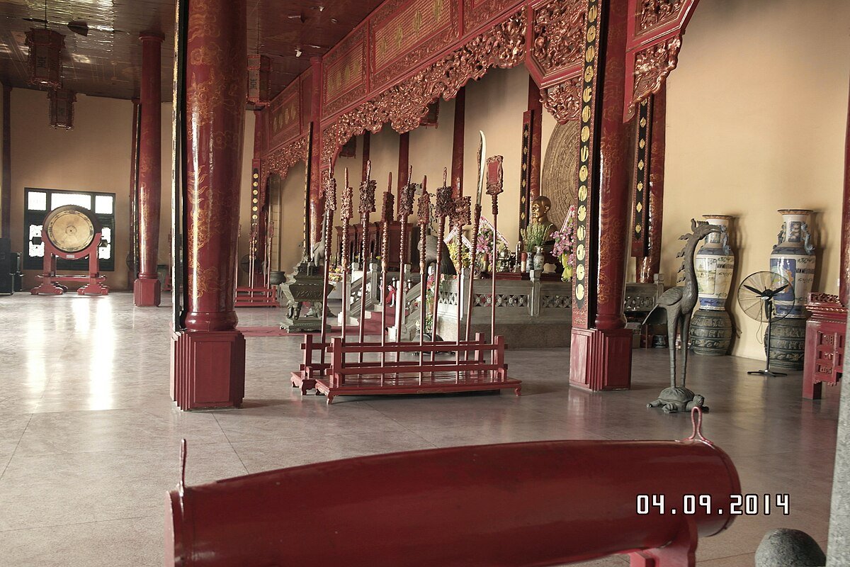 Buu Phong Temple