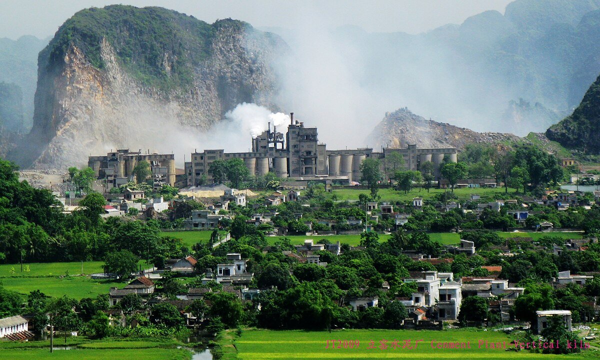 Hồ Yên Thắng