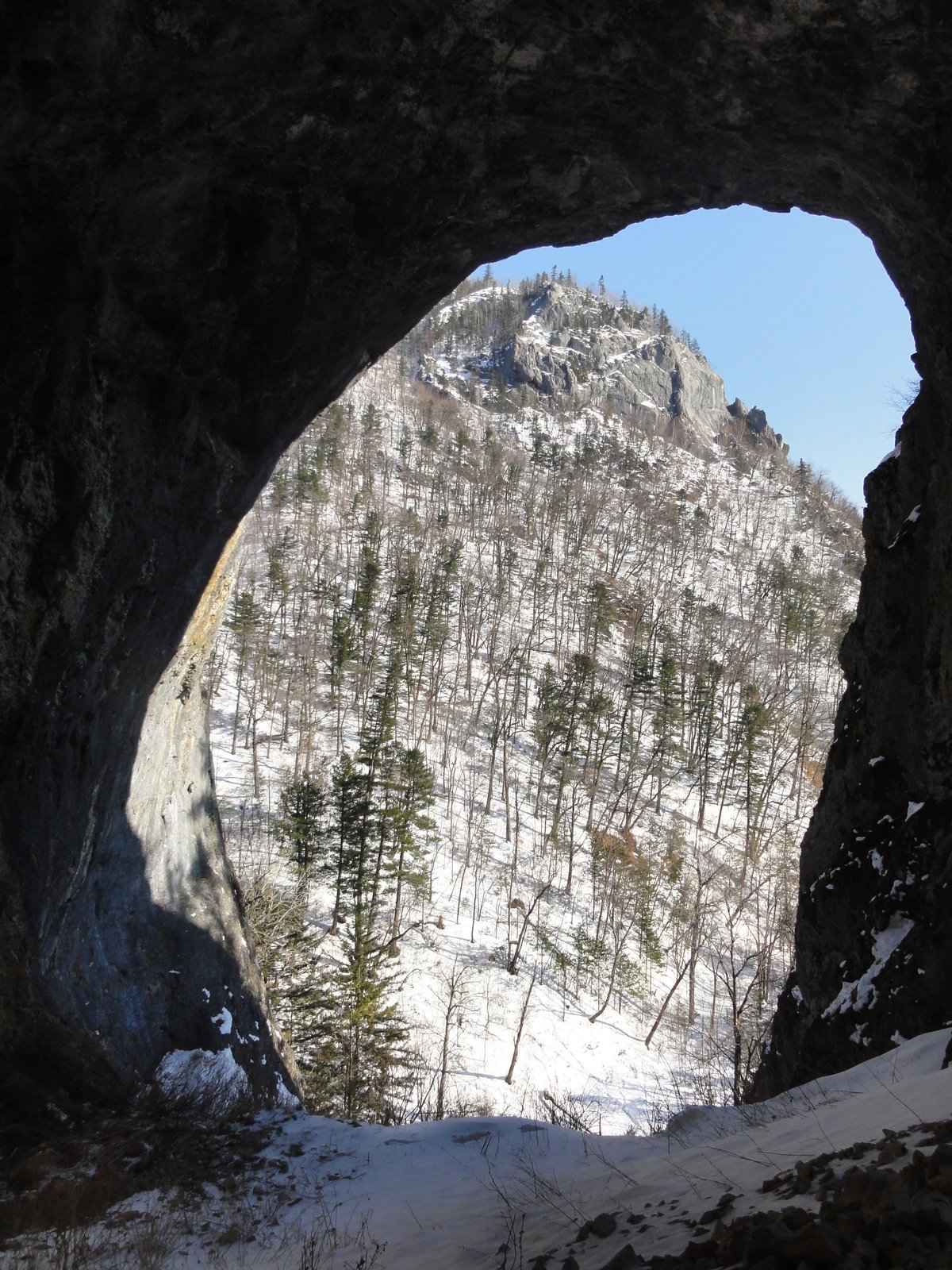 Devil's Cave