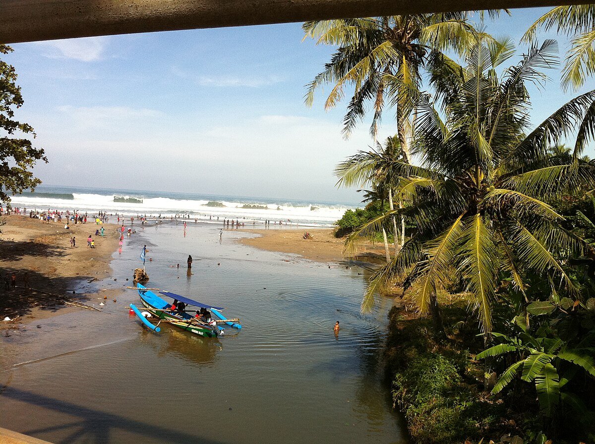 Pantai Manalus