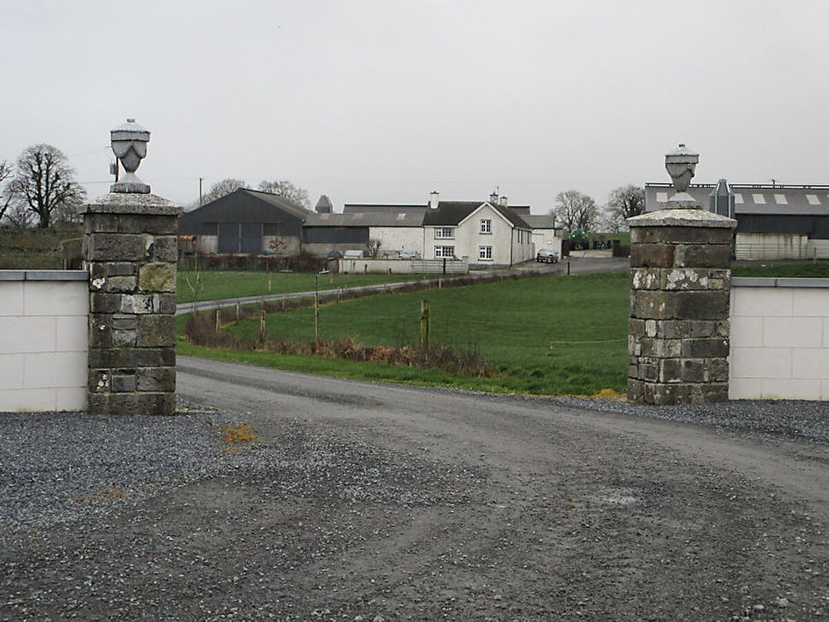 Caherlesk Castle (site of)
