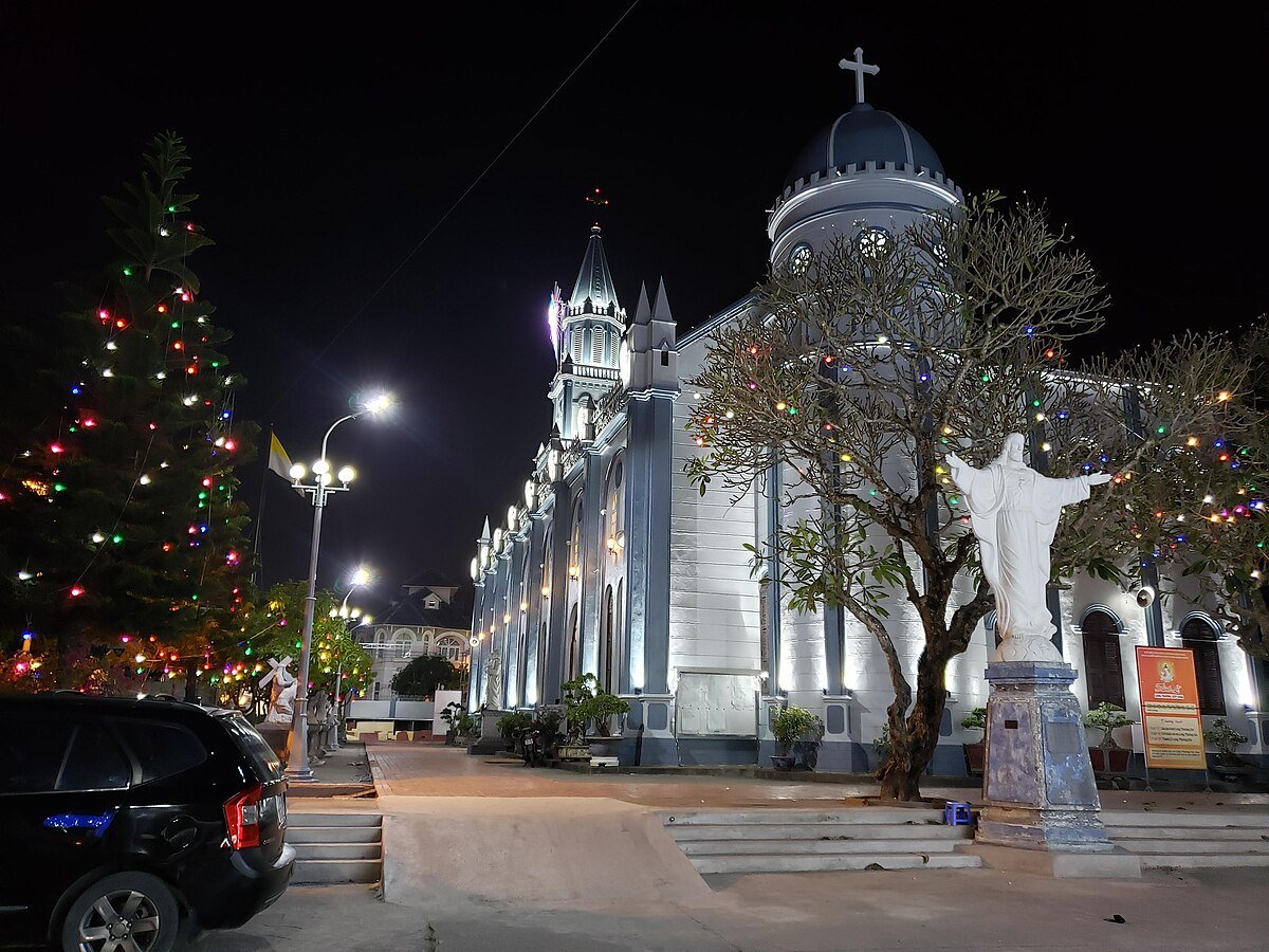 Hòn Gai Church