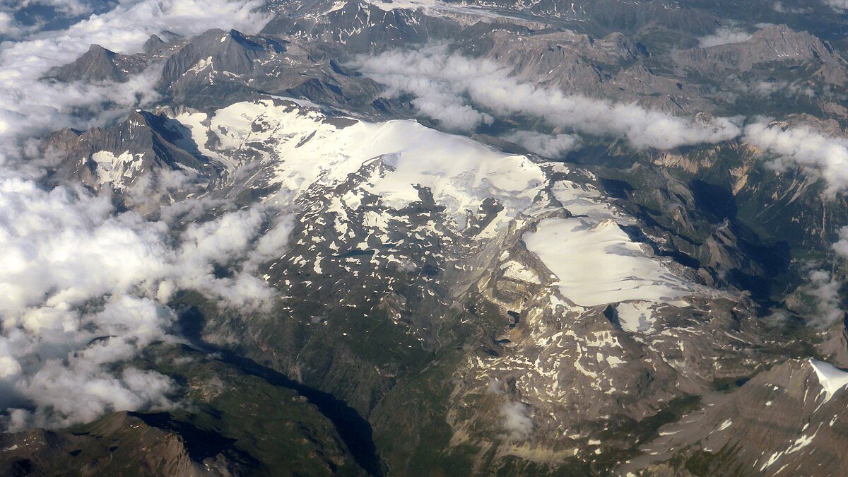 Charbonnier Glacier