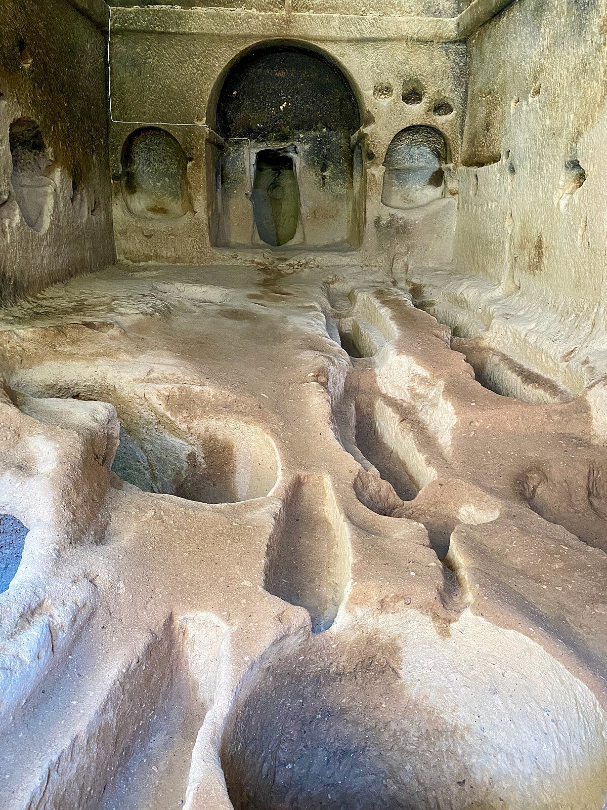 Han Cave
