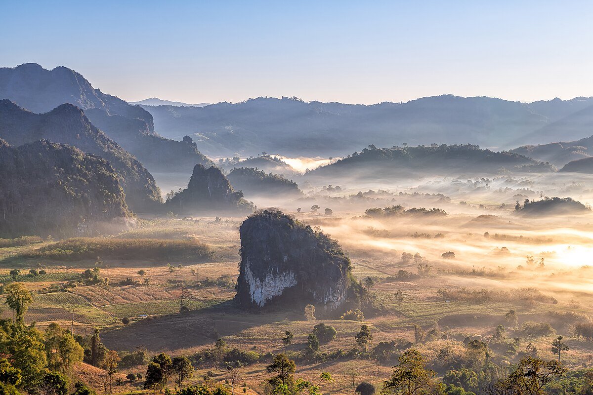Tham Sakoen National Park