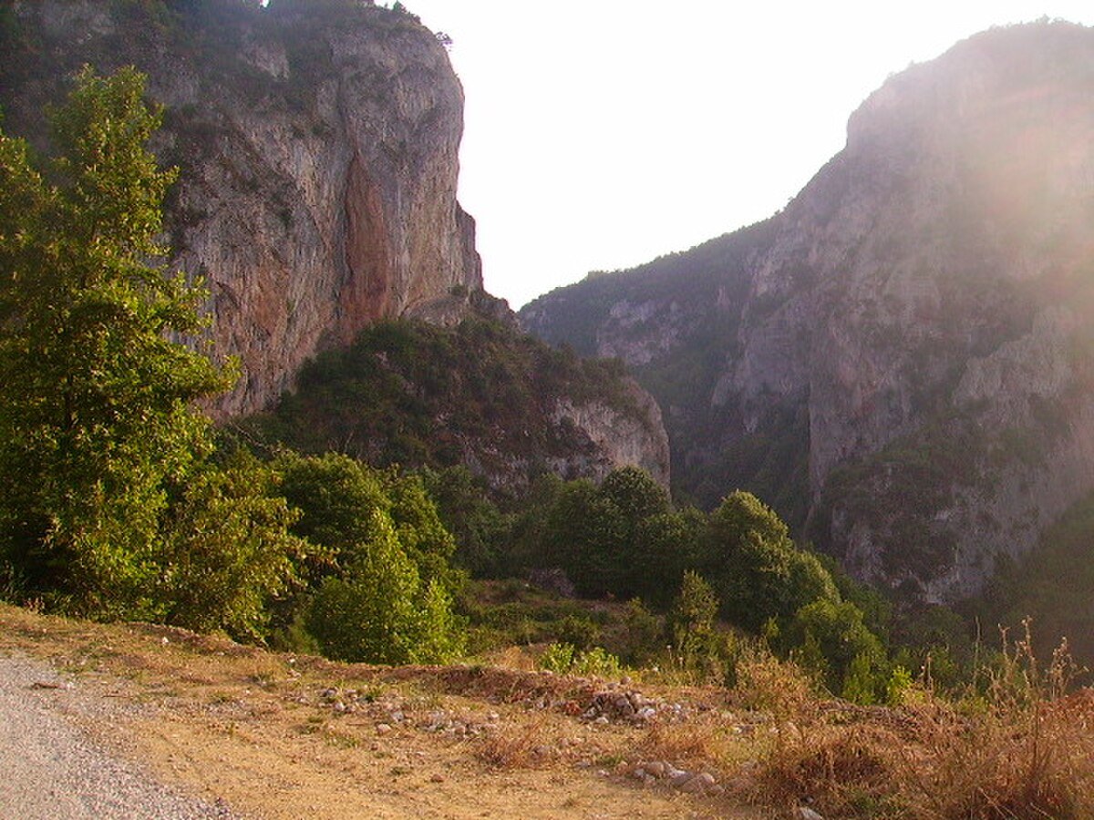 Oylat Cave