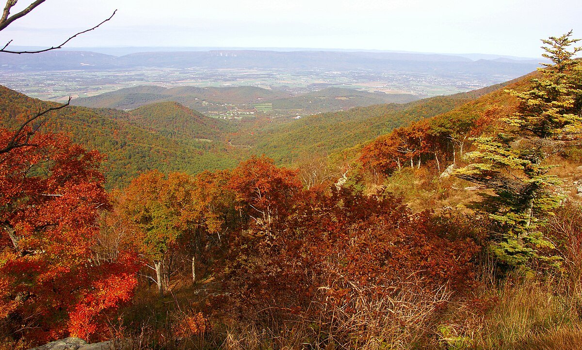 Crescent Rock Overlook