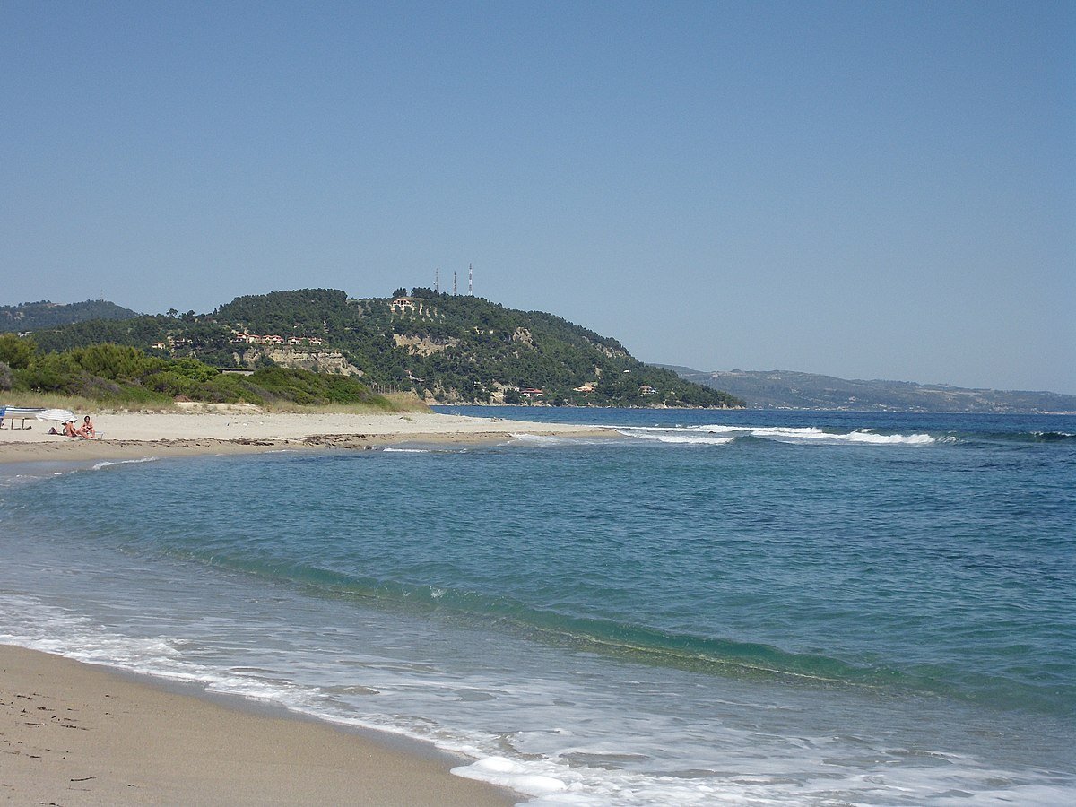 Alonaki Beach