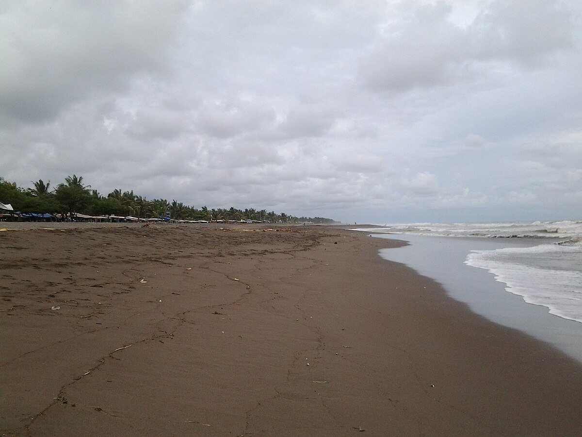 Pantai Karangbolong