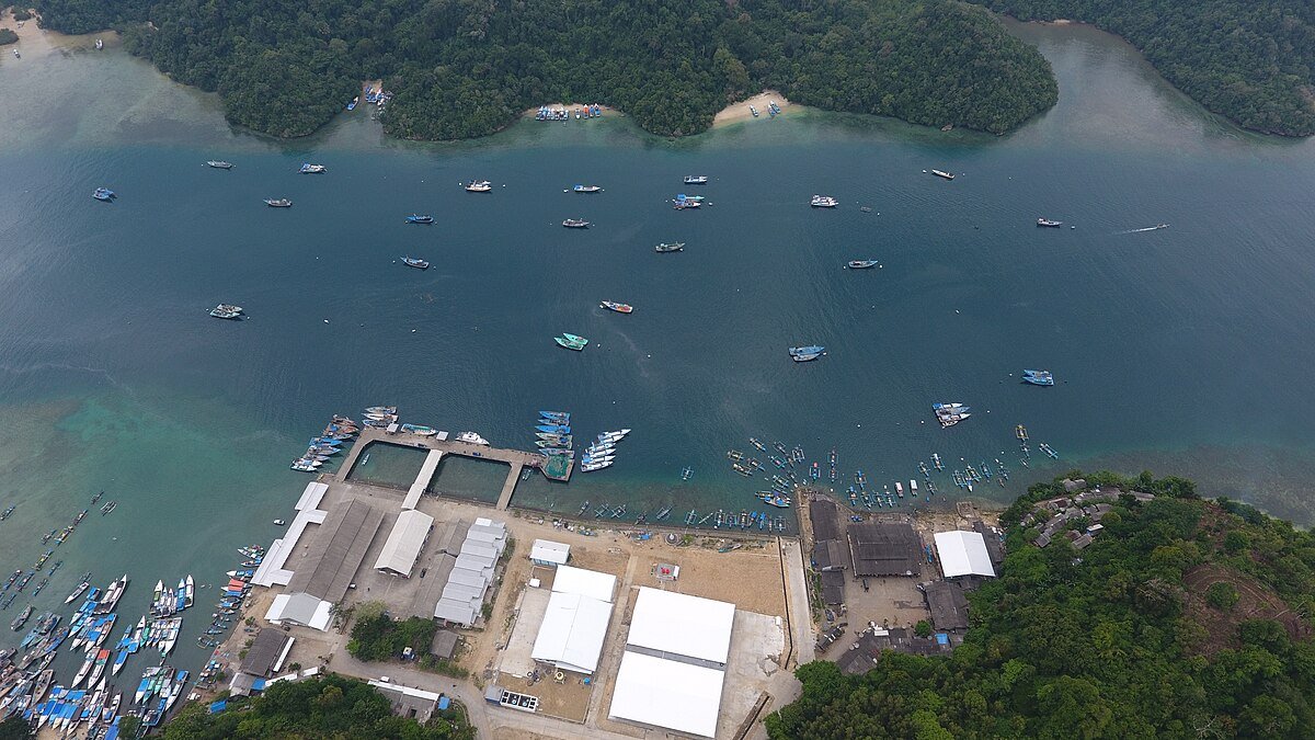 Pantai Sendangbir