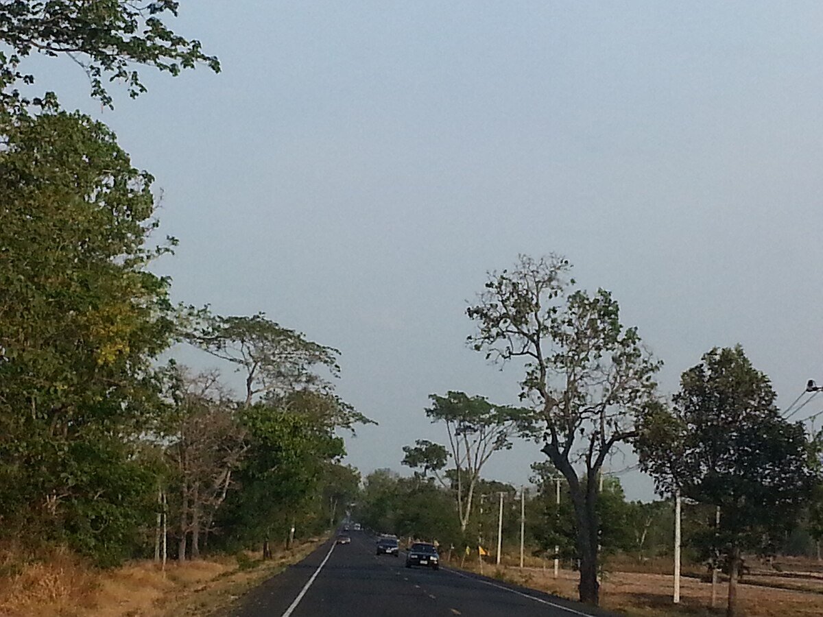 Ang Kep Nam Ba Not Khok Salaeng