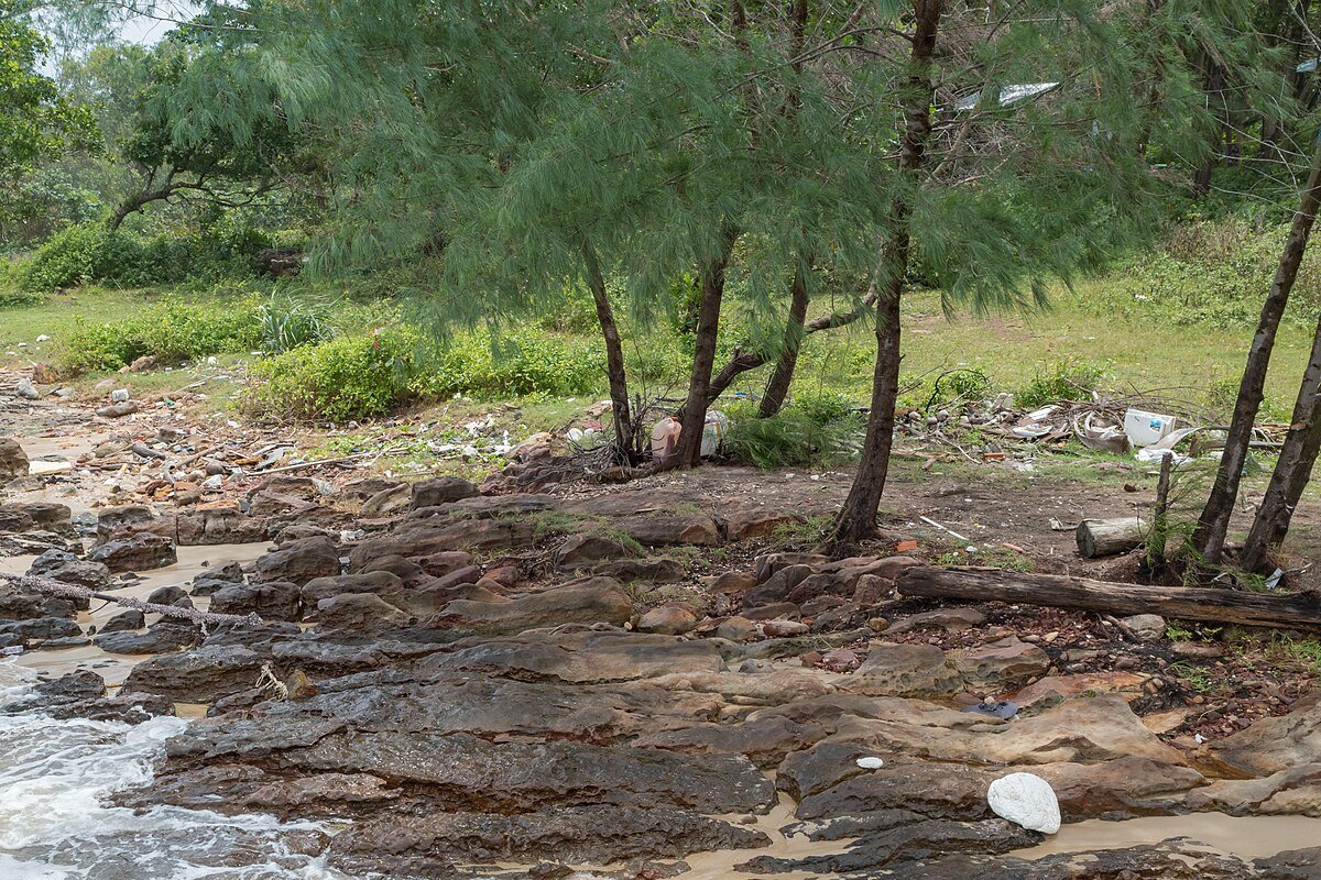 Bãi Cửa Cạn