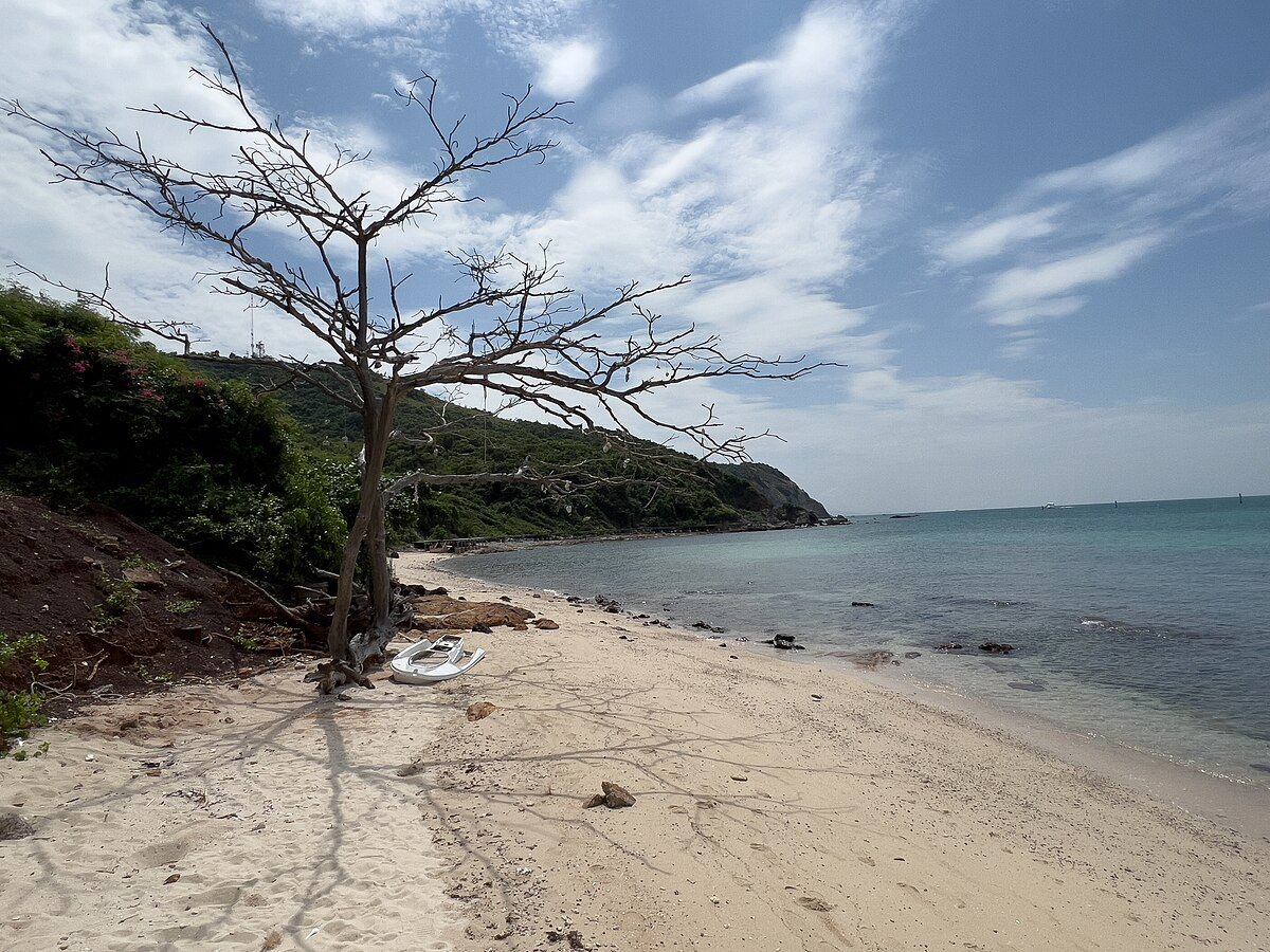Nual Beach