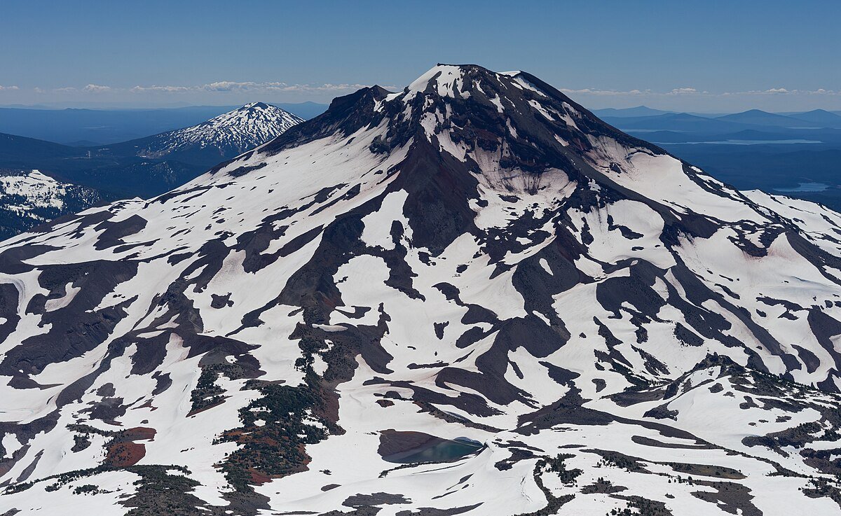 Middle Sister