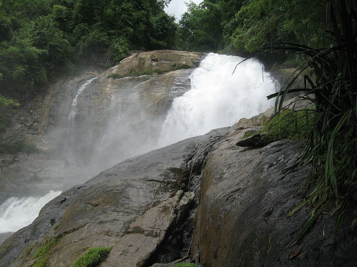 Nam Tok Heo Lom
