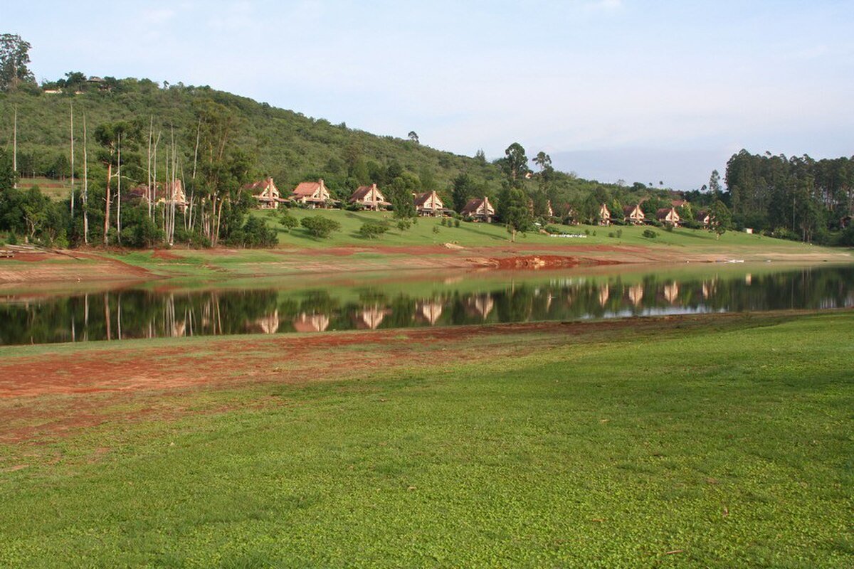 Longmere Dam